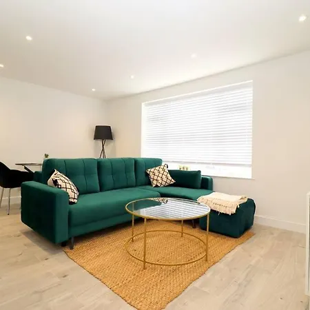 Luxury Apartment 5 Mins To Luton Airport Sleeps 4 Esterno foto