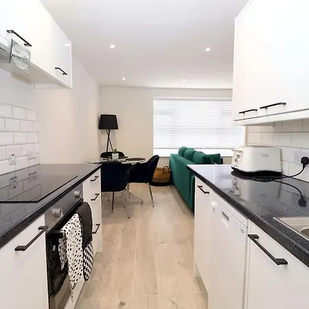 Luxury Apartment 5 Mins To Luton Airport Sleeps 4 Esterno foto